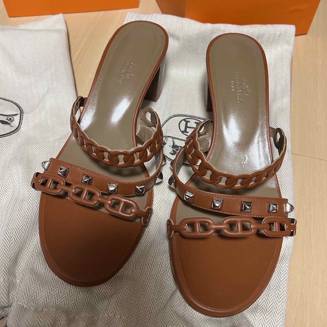 エルメス サンダル シェーヌダンクル アジャッチオ Hermes Ajaccio-
