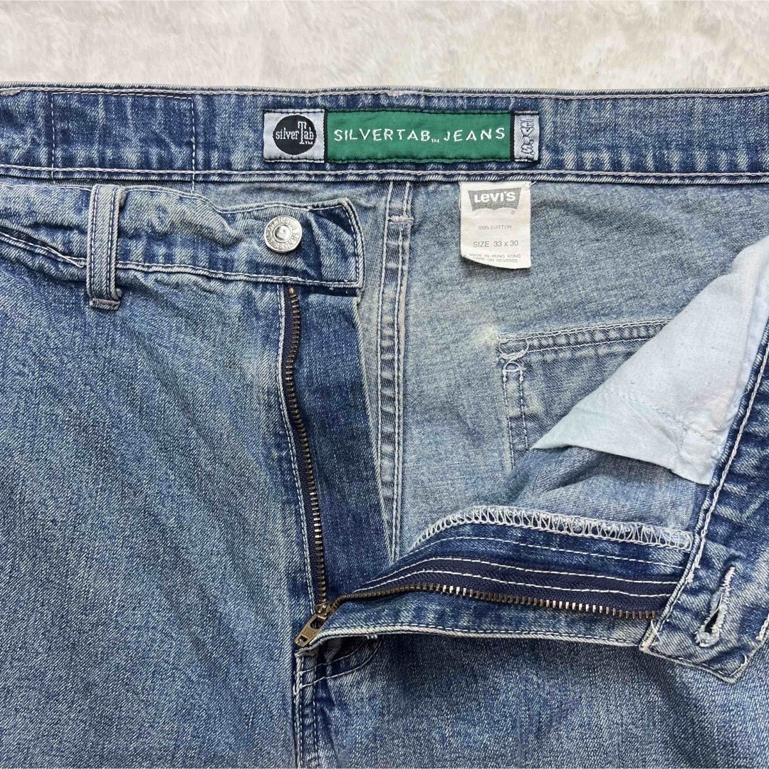 SILVER TAB（Levi's）(シルバータブ)のSILVER TAB シルバータブ　デニム カーゴパンツ  サイズ 33x30 メンズのパンツ(デニム/ジーンズ)の商品写真