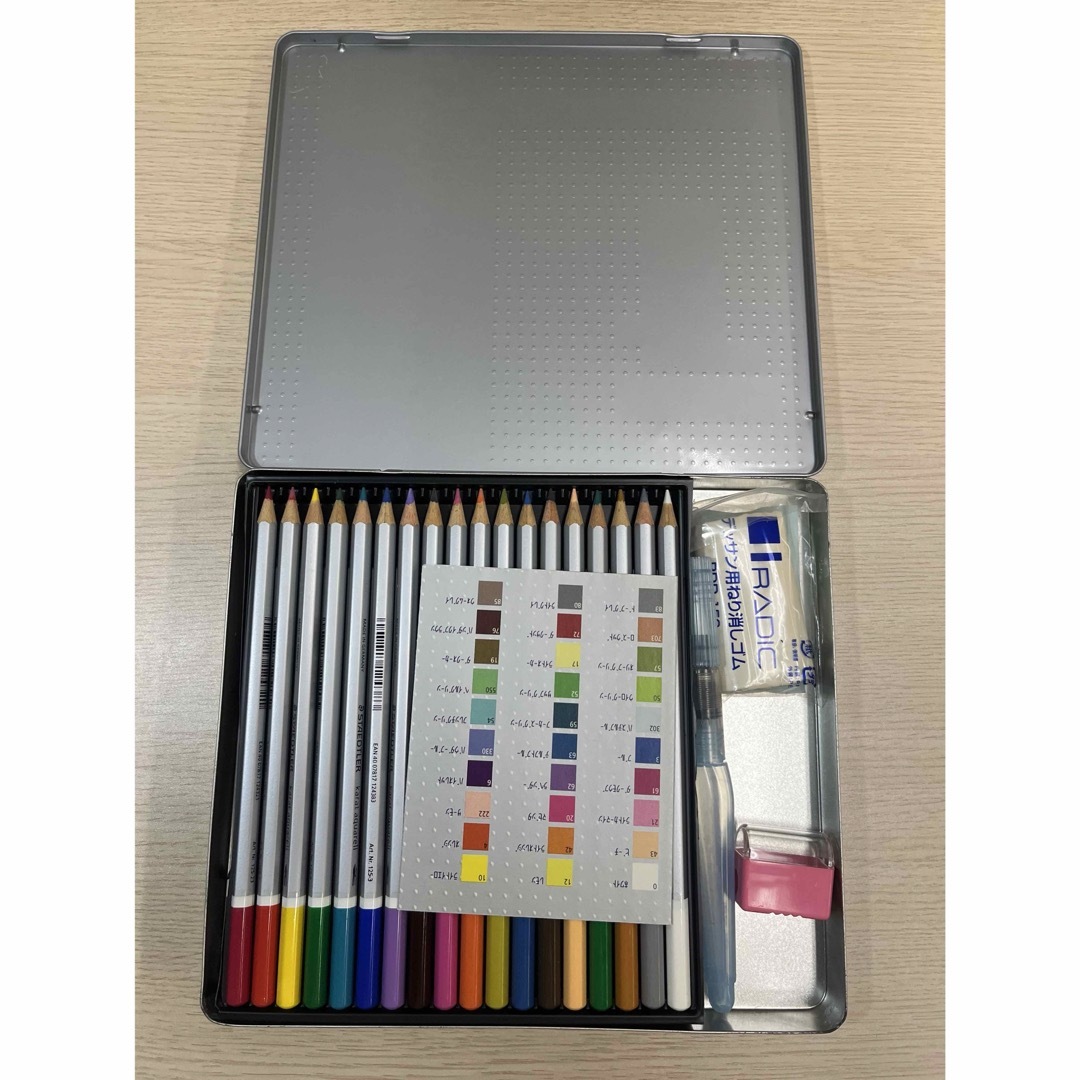 STAEDTLER(ステッドラー)の【未使用品】STAEDTLER ステッドラー カラトアクェレル 水彩色鉛筆36色 エンタメ/ホビーのアート用品(色鉛筆)の商品写真