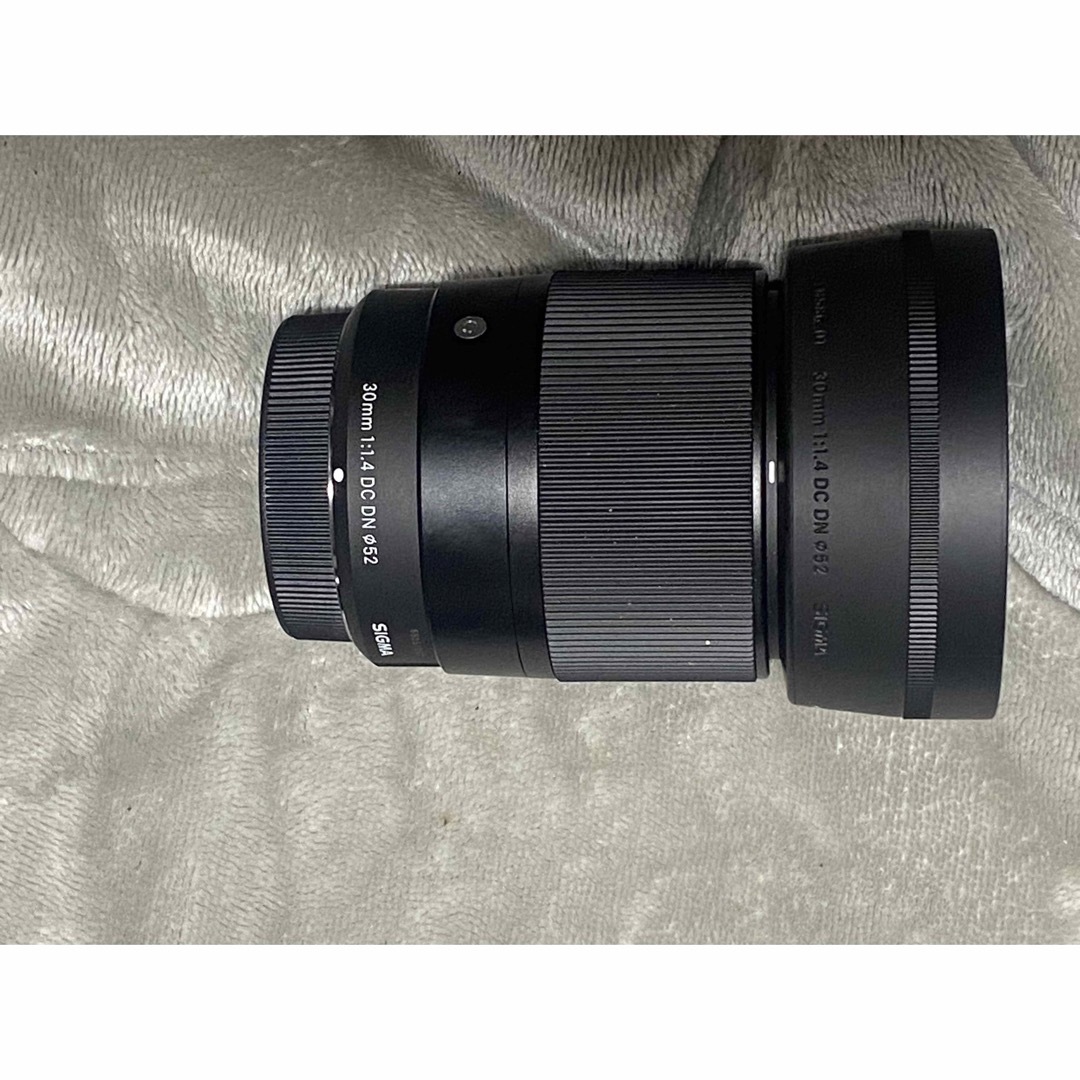 美品　SIGMA 30mm F1.4 DC DN SONY Eマウント　単焦点