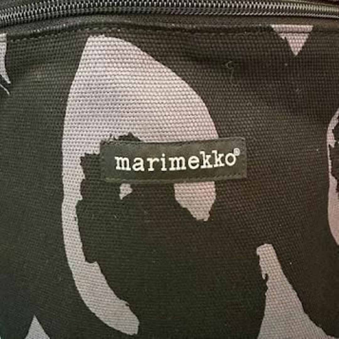 激レア Marimekko ポーチ ブラック 24×17cmの通販 by ルモウスジャパン