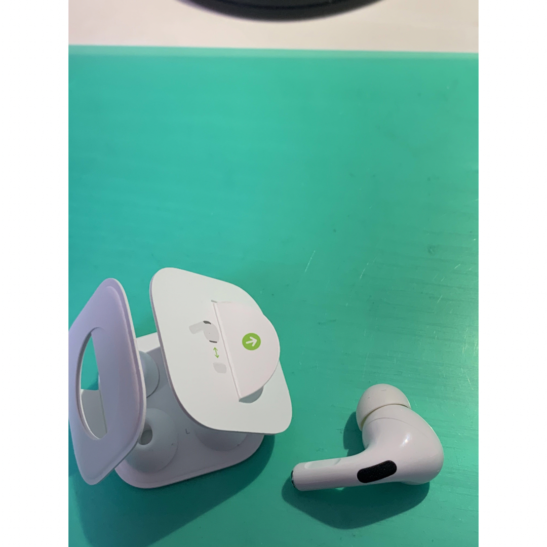 AirPods Pro MWP22J/A (左耳A2084） 2