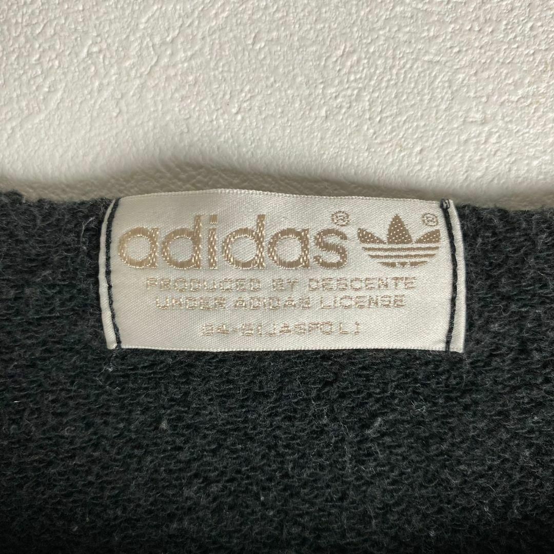 adidas - 【半袖Tシャツ adidas デサント製 切りっぱなしデザイン 黒