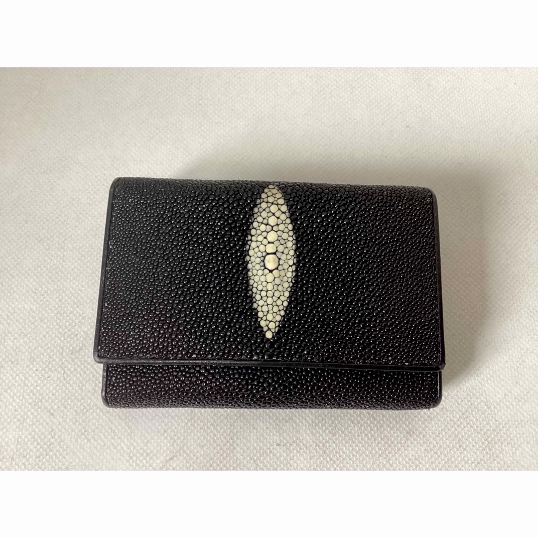 ⭐︎希少⭐︎スティングレイ　エイ革 本革　二つ折り財布 レディースのファッション小物(財布)の商品写真