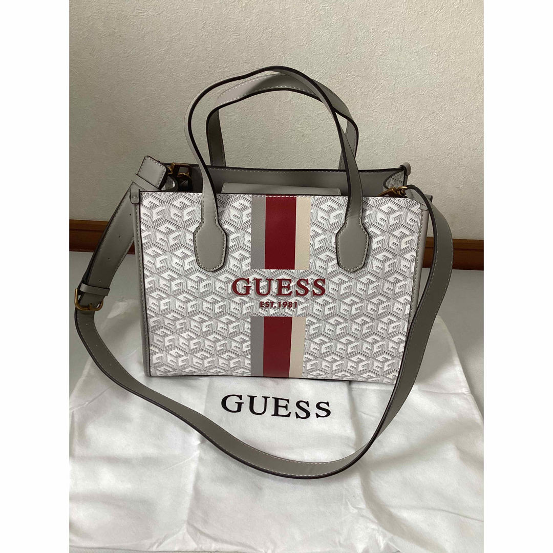 新品未使用 Guess トートバッグ グレー - レディースファッション