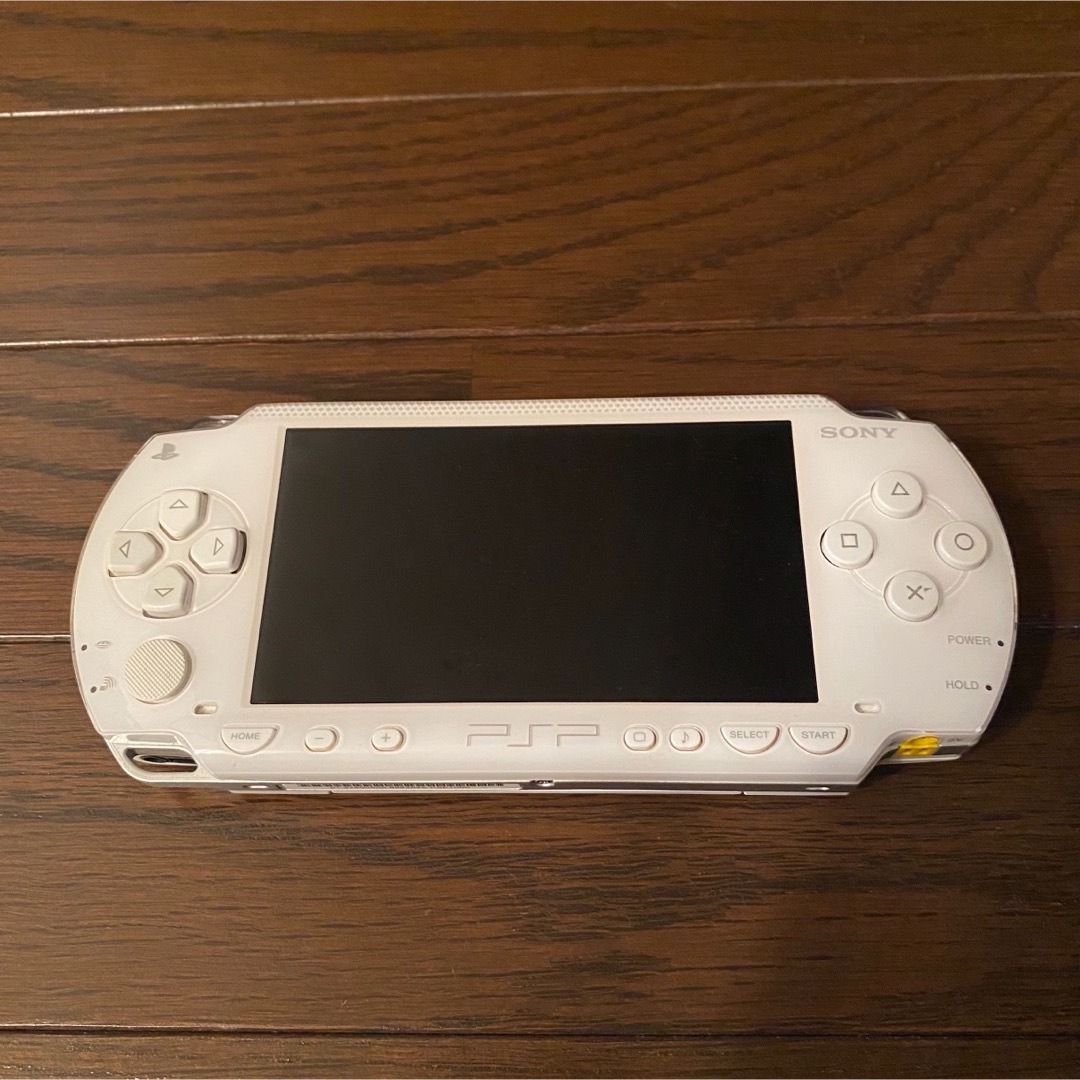 SONY - PSP-1000本体、バッテリー、メモカ、充電コード、おまけの通販 ...