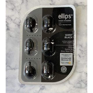 エリップス(ellips)のellips エリップス　ヘアトリートメント　ブラック　ポイント消化に(トリートメント)