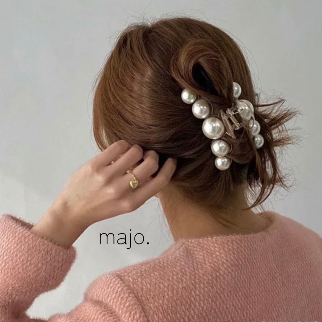 [ 新品 ] パール バンスクリップ ヘアクリップ レディースのヘアアクセサリー(バレッタ/ヘアクリップ)の商品写真