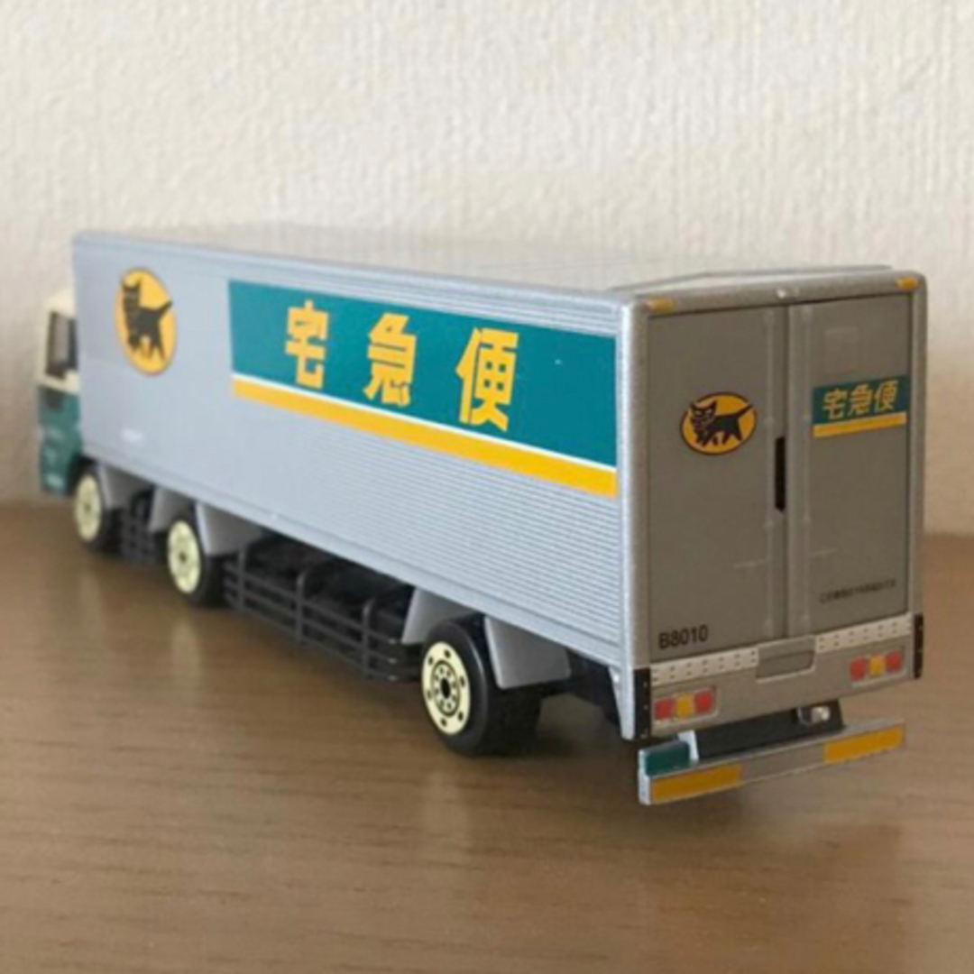 ヤマトミニカー　大型トラック10t車 エンタメ/ホビーのおもちゃ/ぬいぐるみ(ミニカー)の商品写真