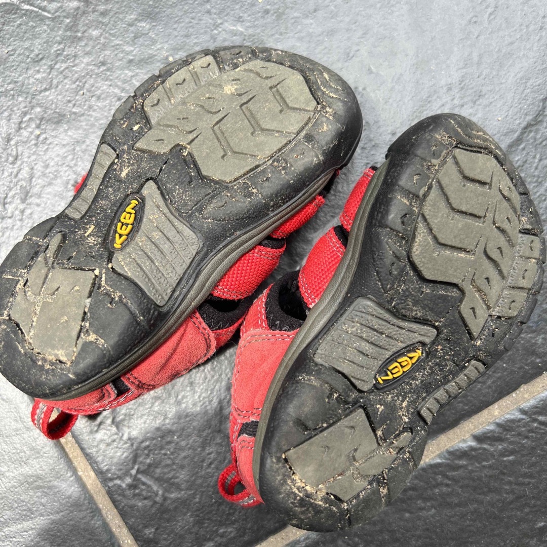 KEEN(キーン)のkeen サンダル　13.5cm キッズ/ベビー/マタニティのベビー靴/シューズ(~14cm)(サンダル)の商品写真