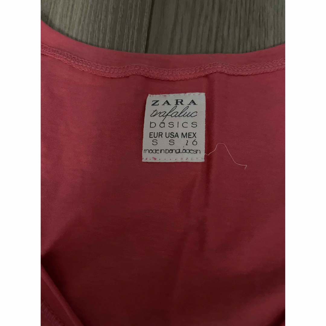 ZARA(ザラ)のZARA  Tシャツ ピンク　サイズS レディースのトップス(Tシャツ(半袖/袖なし))の商品写真