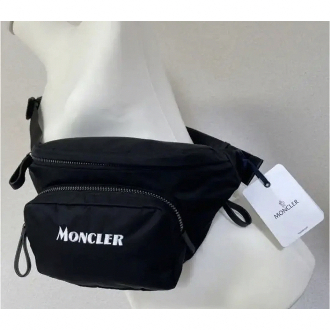 MONCLER(モンクレール)の【GAYA-T様専用】DURANCE BELT BAG  ボディバッグ メンズのバッグ(ボディーバッグ)の商品写真