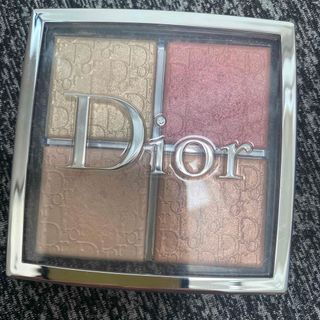 ディオール(Dior)のDior ディオール　バックステージ　フェイスグロウパレット　004(フェイスカラー)