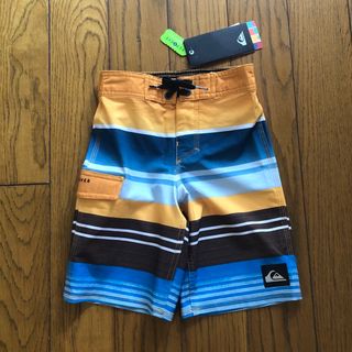 クイックシルバー(QUIKSILVER)のQUIKSILVER新品ボーイズ用ボードショーツ　水着 110(水着)