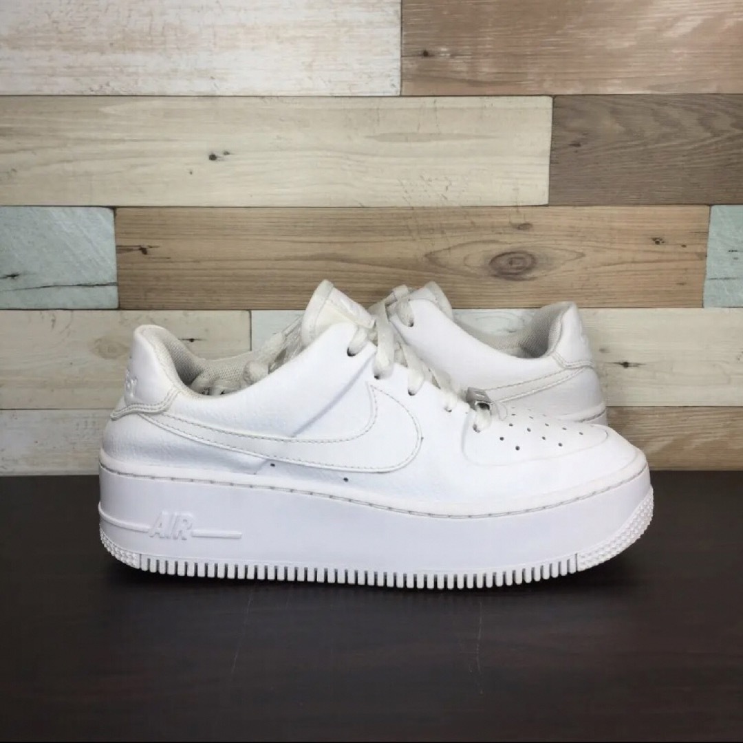 NIKE AIR FORCE 1 SAGE LOW 23.5cm