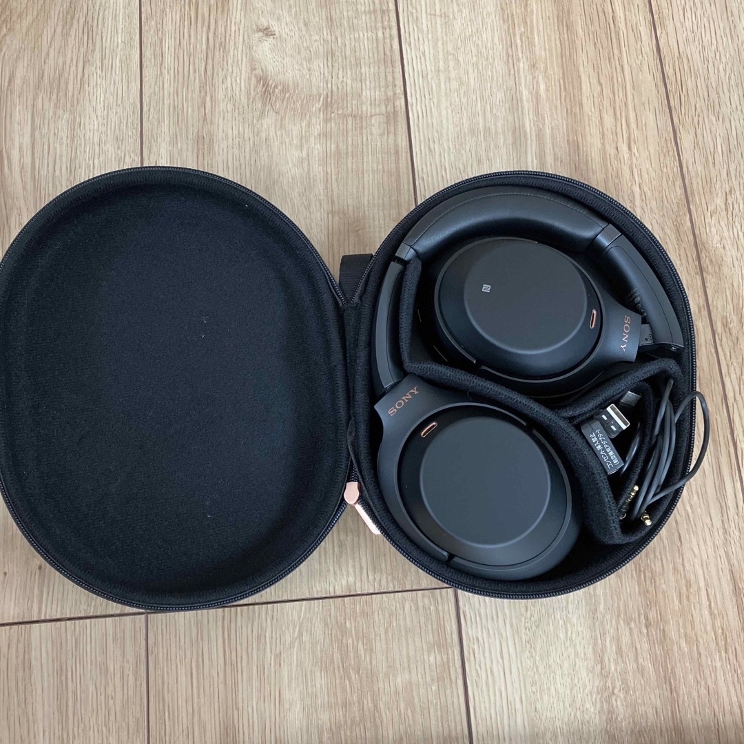 美品 SONY WH-1000XM3 BLACK ヘッドフォン 美品 SONY WH-1000XM3 BLACK ヘッドフォン