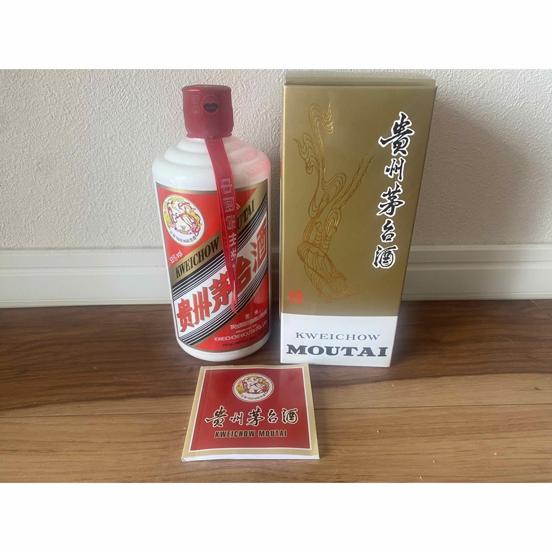 【値下げ】未使用品貴州茅台酒 マオタイ酒 MOUTAI 53度 500ml 食品/飲料/酒の酒(蒸留酒/スピリッツ)の商品写真