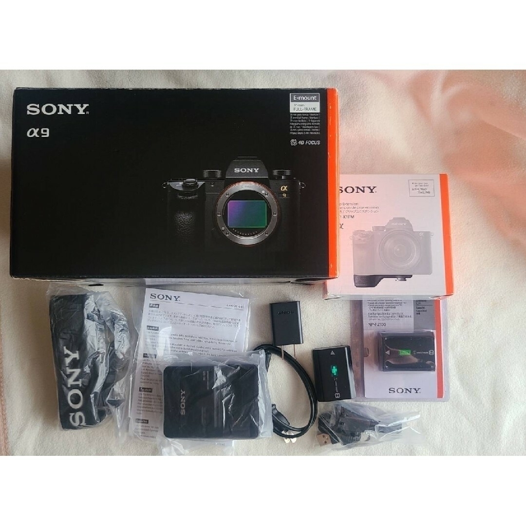 美品/シャッター4800回程/使用回数10回未満/Sony α9 ＋ 付属品付き