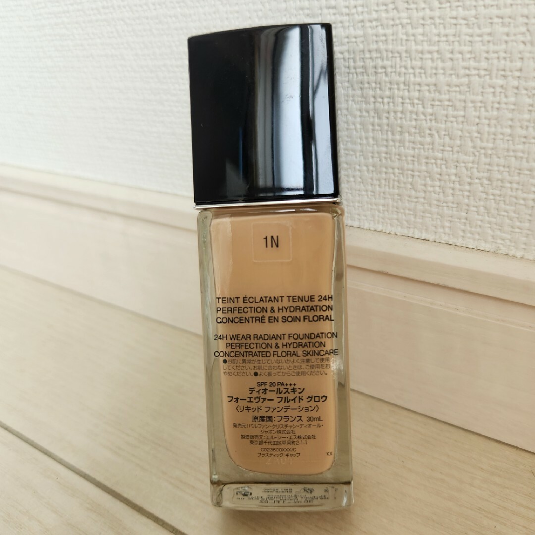 Christian Dior(クリスチャンディオール)のDior リキッドファンデーション 1N   SPF20 PA+++ コスメ/美容のベースメイク/化粧品(ファンデーション)の商品写真