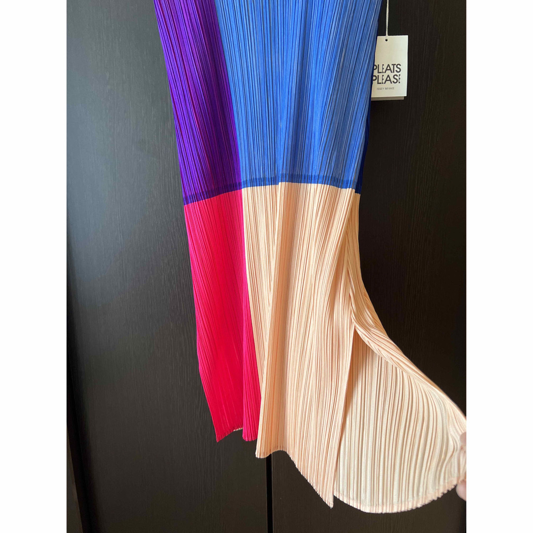 PLEATS PLEASE ISSEY MIYAKE(プリーツプリーズイッセイミヤケ)のぴーちゅ様ご専用❣️【希少、路面店限定】プリーツプリーズ  CALL チュニック レディースのトップス(チュニック)の商品写真