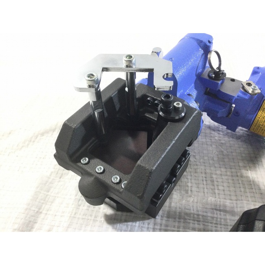 ☆極美品☆ KAMEKURA 亀倉精機 18V チャンネルレールカッター M-40LB