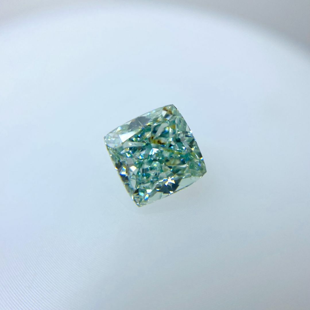 FANCY INTENSE BLUE GREEN 0.848ct X レディースのアクセサリー(その他)の商品写真