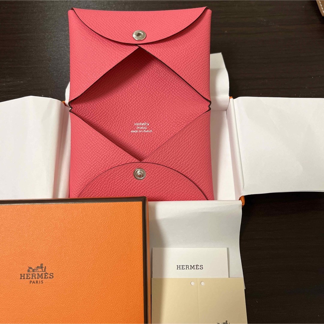 Hermes(エルメス)の最新刻印　ショップカード付き　カルヴィ　ローズアザレ レディースのファッション小物(名刺入れ/定期入れ)の商品写真