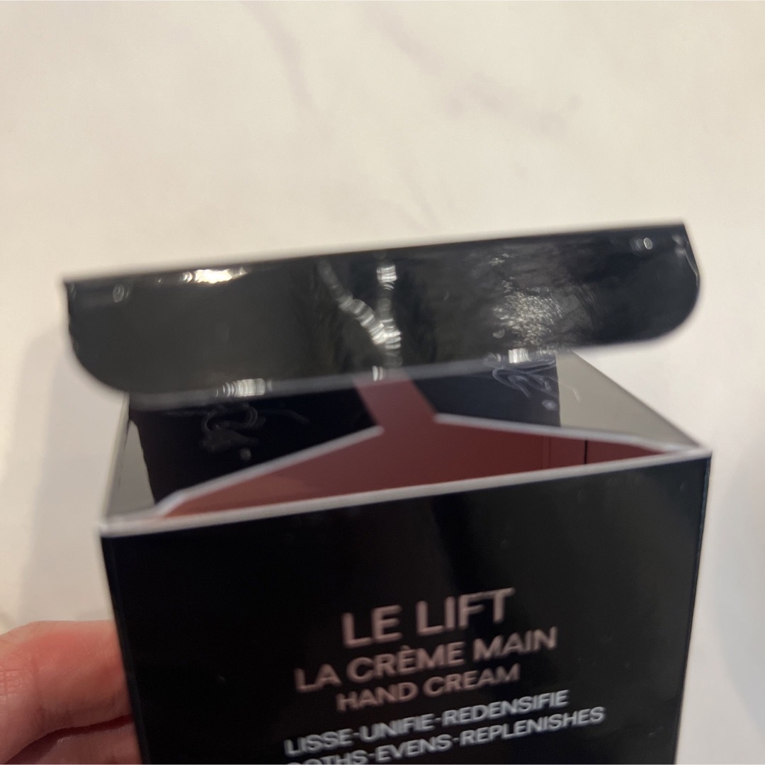 【超お得‼️】CHANEL ハンドクリーム 黒 LE CREME MAIN