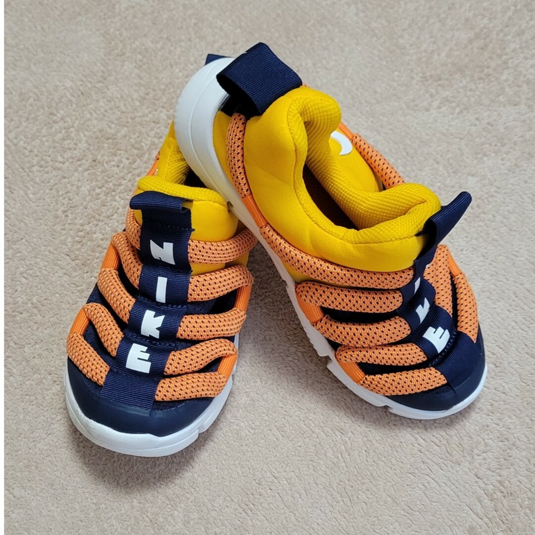 NIKE(ナイキ)のNIKE ノービス キッズ/ベビー/マタニティのキッズ靴/シューズ(15cm~)(スリッポン)の商品写真