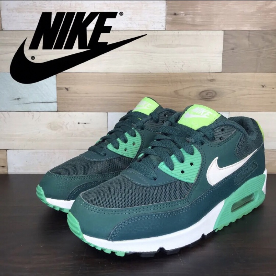 NIKE AIR MAX 90 ESSENTIAL 23.5cm | フリマアプリ ラクマ