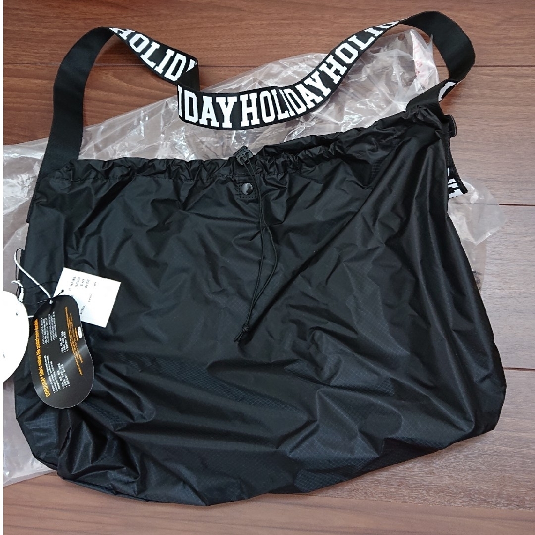 holiday - 新品 HOLIDAY パッカブルバッグ ホリデイの通販 by 断捨離中