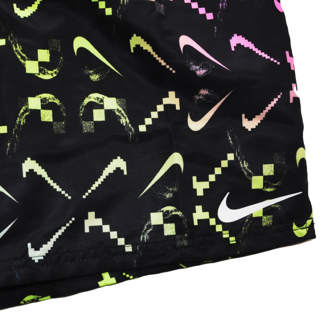 NIKE(ナイキ)のNIKE ナイキ　DIGITAL LOGO SWIM SHORTS  メンズの水着/浴衣(水着)の商品写真