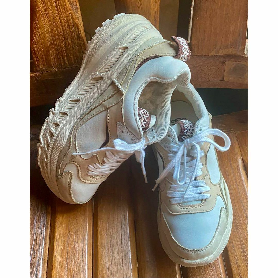 完売しました。。。。。✨②美品✨23cm✨UGG for emmi ✨CA805