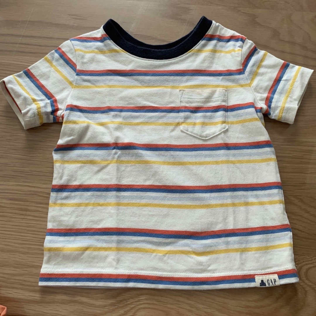 babyGAP(ベビーギャップ)のTシャツ　80 キッズ/ベビー/マタニティのベビー服(~85cm)(Ｔシャツ)の商品写真