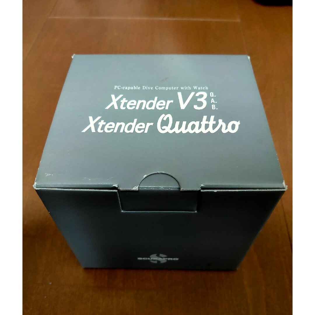 ダイブコンピューター Xtender Quattro ハイビスカス