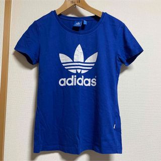 アディダス(adidas)のadidas ロゴTシャツ(Tシャツ(半袖/袖なし))