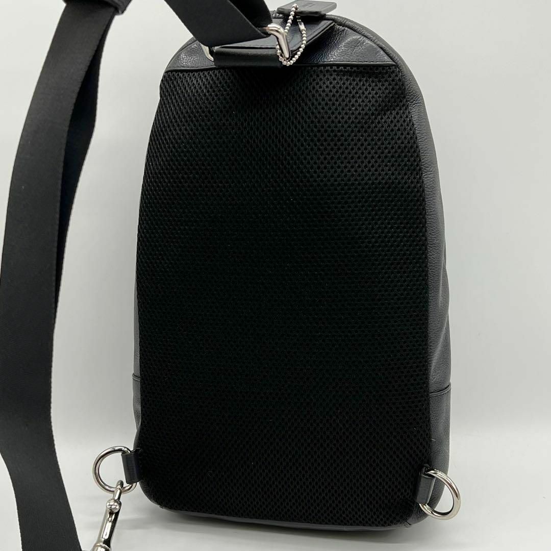 ✨️美品✨️COACH Charles ボディバッグ スリングバッグ 斜めがけ