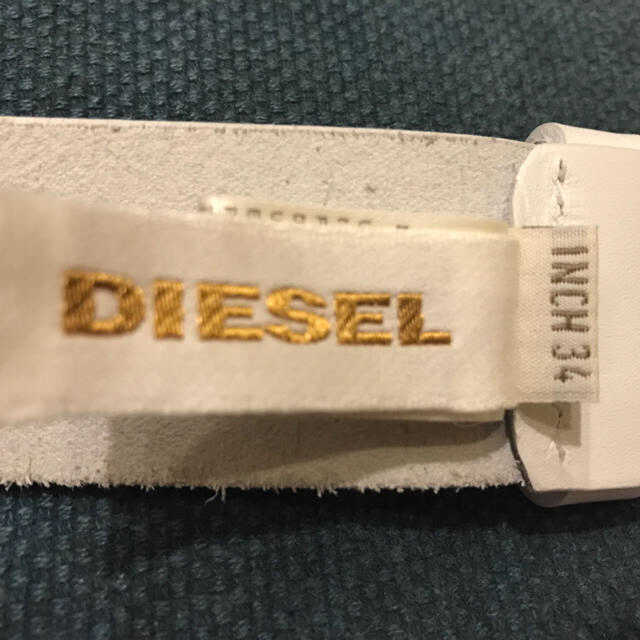 DIESEL(ディーゼル)のDIESEL♡白ベルト レディースのファッション小物(ベルト)の商品写真