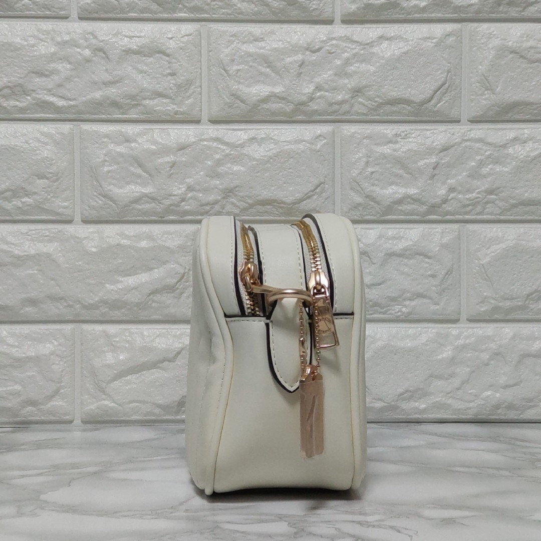 COACH - COACH コーチ ロゴモチーフ ショルダーバッグ レザー ホワイト