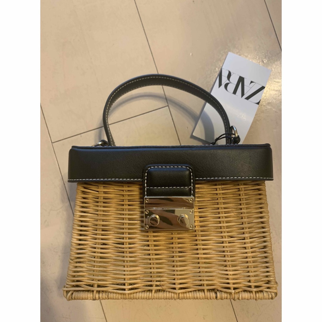 ZARA(ザラ)の新品 ZARA カゴバッグ ミニ ラタン ショルダー レディース レディースのバッグ(かごバッグ/ストローバッグ)の商品写真