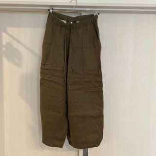 ムジルシリョウヒン(MUJI (無印良品))の美品　無印　リネンパンツ　カーキLサイズ(カジュアルパンツ)