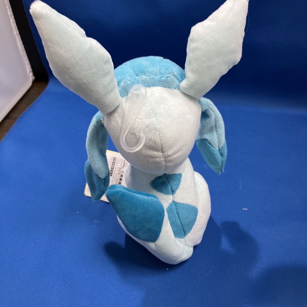 ポケモン(ポケモン)のポケモンセンター　ニンフィア、リーフィア、グレイシア(S)サイズ　新品 エンタメ/ホビーのおもちゃ/ぬいぐるみ(キャラクターグッズ)の商品写真