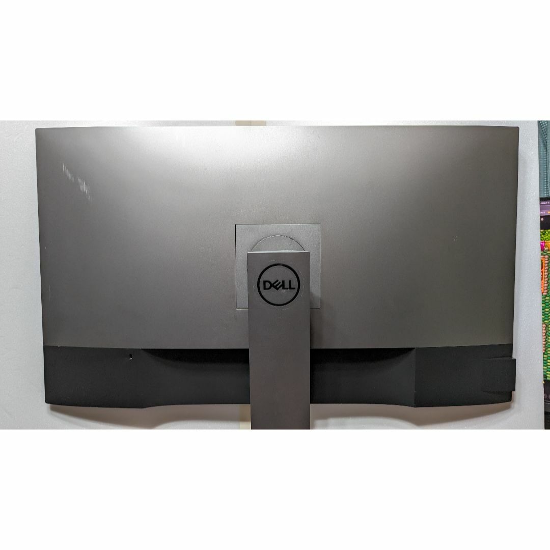 DELL - DELL U3219Q 32インチ 4K モニタの通販 by ADATS's shop｜デル