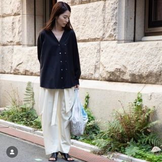 7/31まで限定価格】deres デレス drape pants エクリュの通販 by