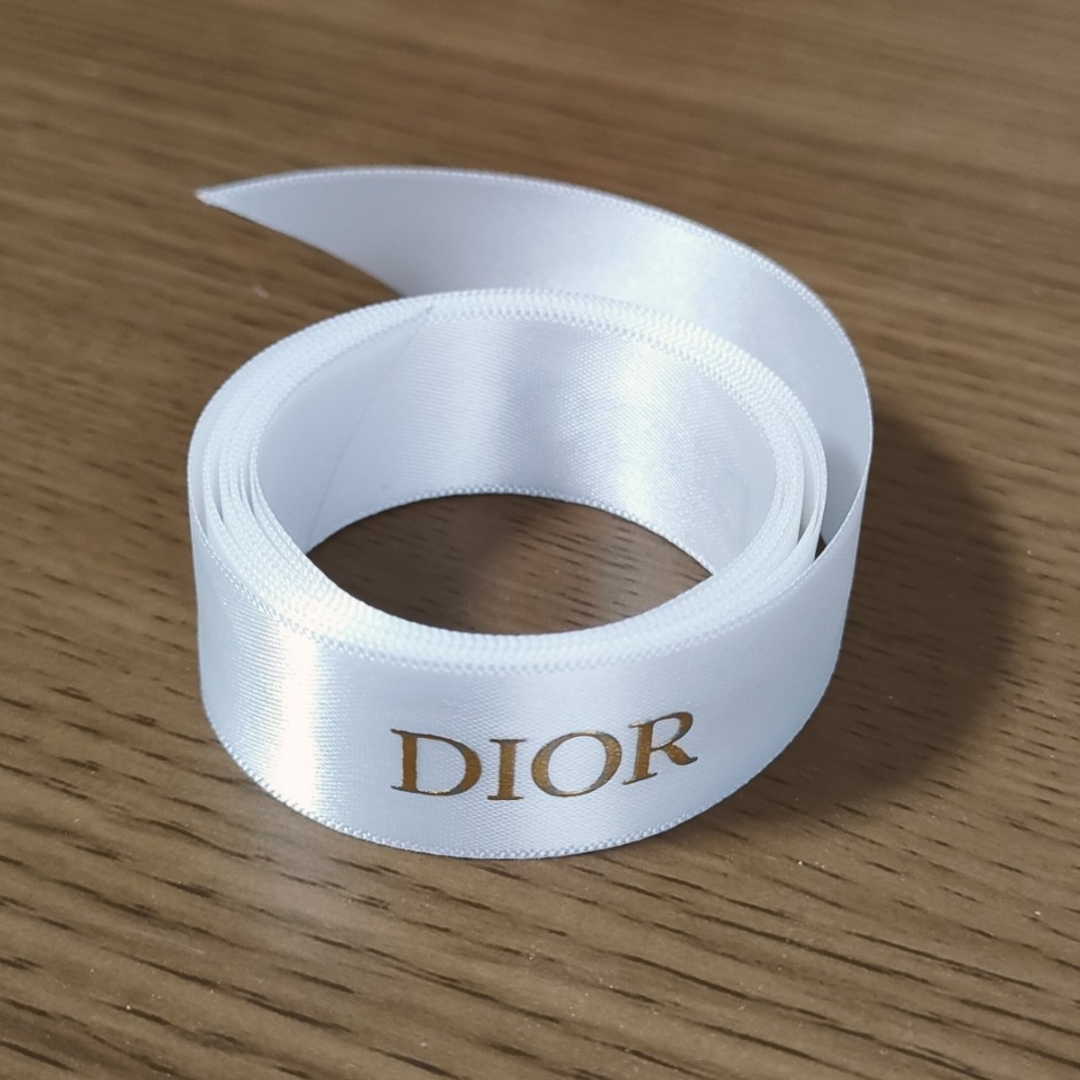 Dior(ディオール)のDIOR リボン インテリア/住まい/日用品のオフィス用品(ラッピング/包装)の商品写真