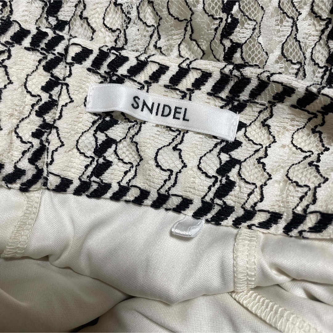 SNIDEL(スナイデル)のスナイデル　レースマーメイドスカート レディースのスカート(ロングスカート)の商品写真