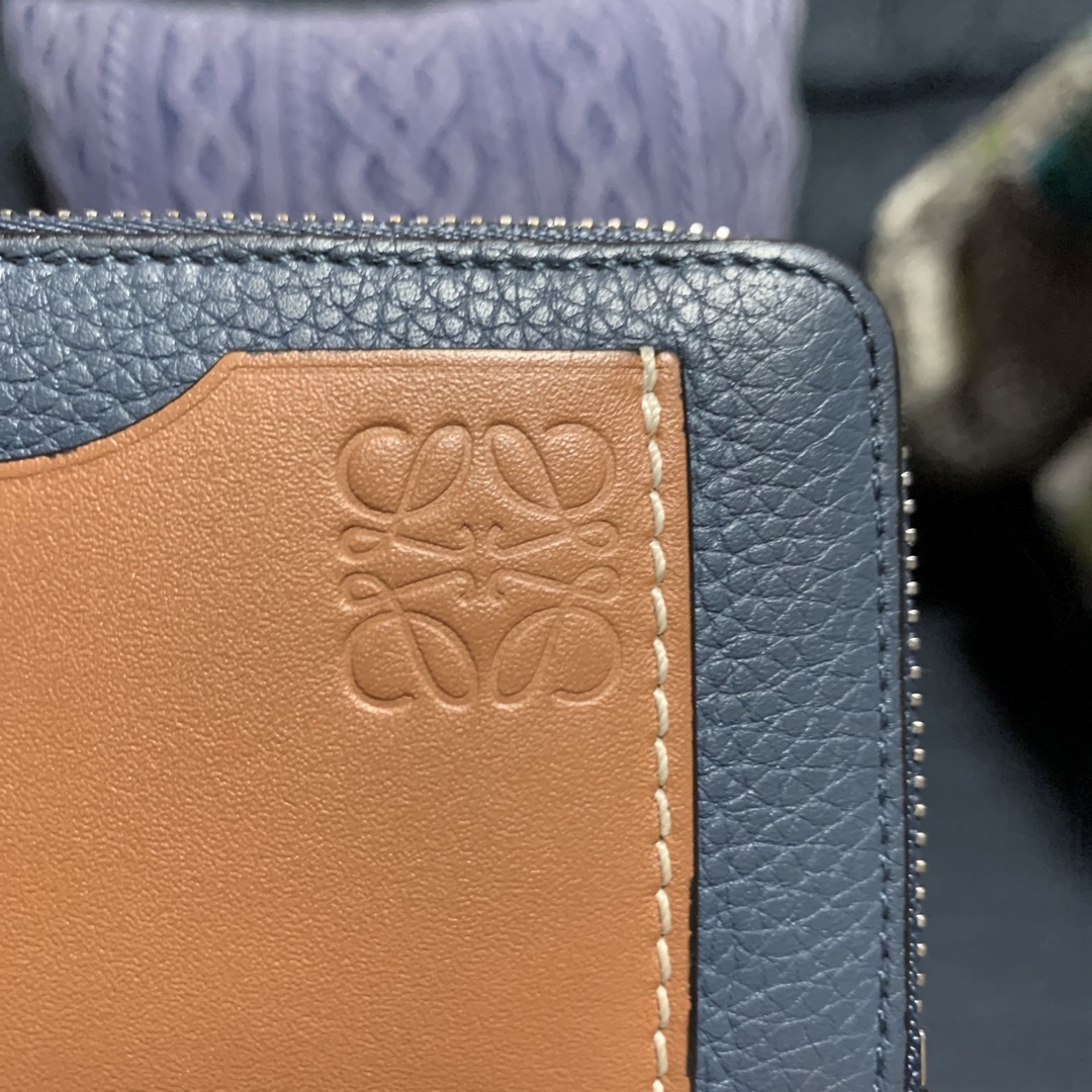 LOEWE(ロエベ)の最終価格　ロエベ  フラグメントケース レディースのファッション小物(財布)の商品写真