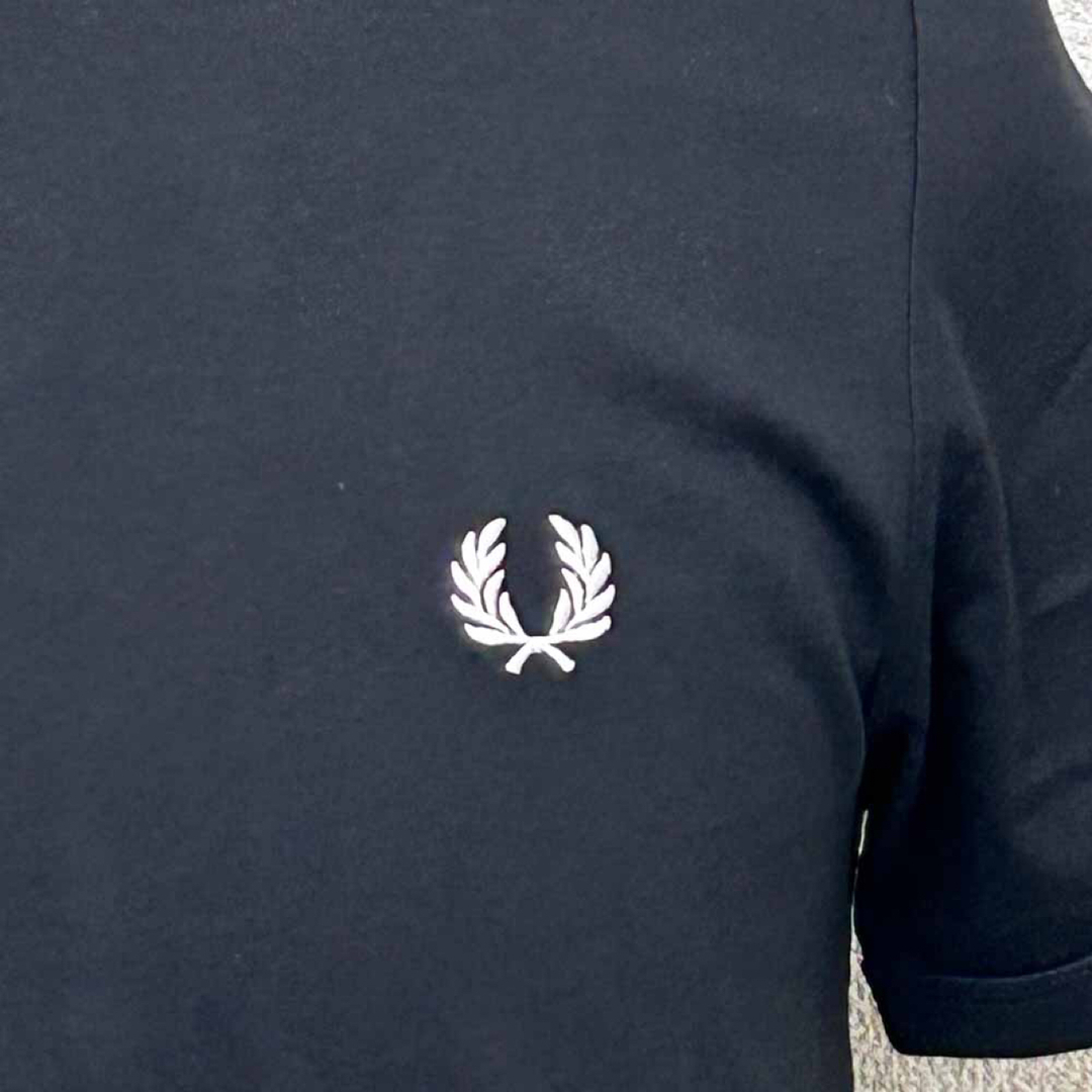 FRED PERRY(フレッドペリー)の新品 FRED PERRY フレッドペリー 半袖Tシャツ ブラック XSサイズ メンズのトップス(Tシャツ/カットソー(半袖/袖なし))の商品写真