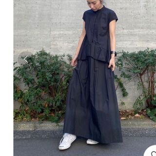 avie - avie ロングワンピース ブラックの通販 by misa's shop|アビィ