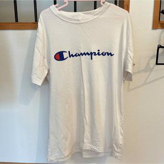 チャンピオン(Champion)のチャンピオン　白Tシャツ　ロゴ(Tシャツ/カットソー(半袖/袖なし))